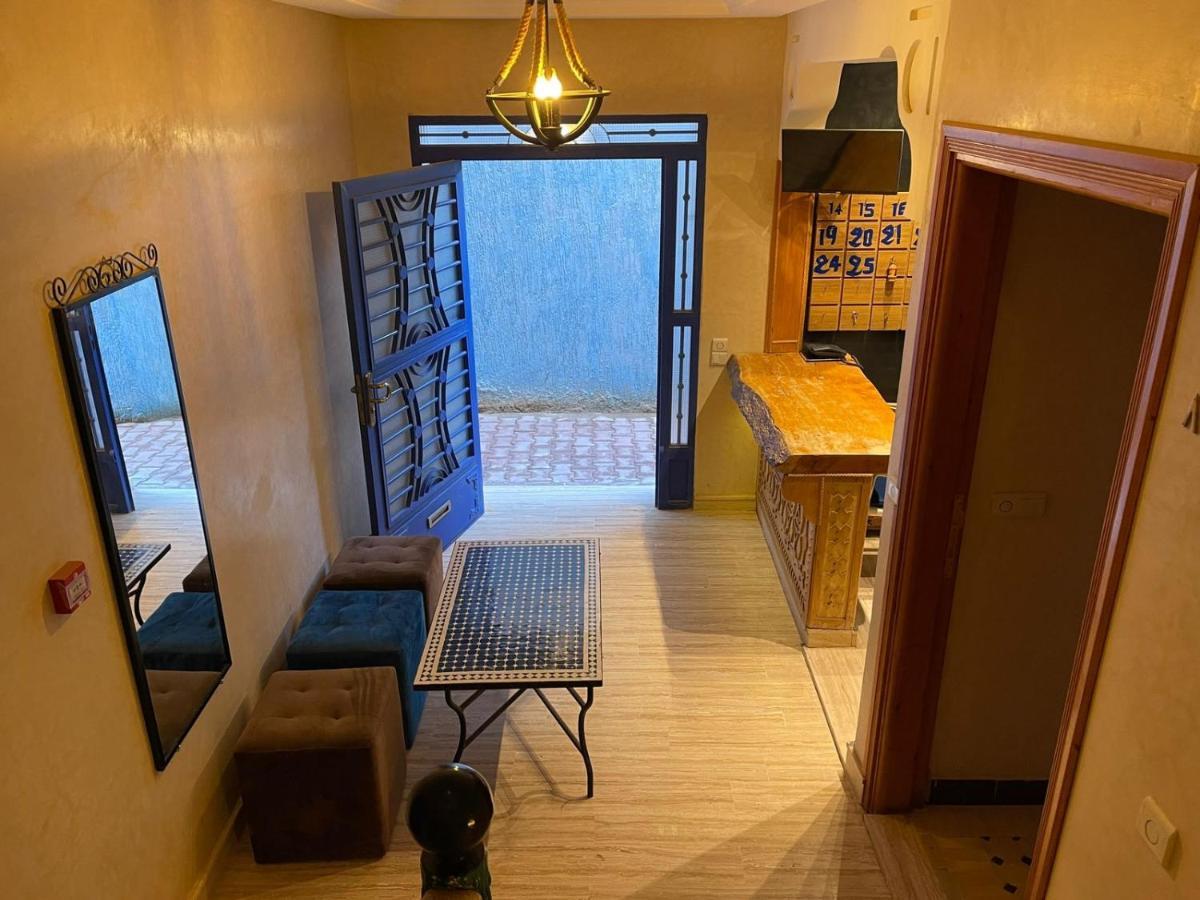 Hotel Apartments Lexpert " Riad The Family" 메르주가 외부 사진