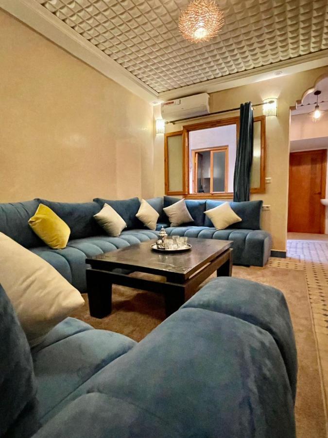 Hotel Apartments Lexpert " Riad The Family" 메르주가 외부 사진