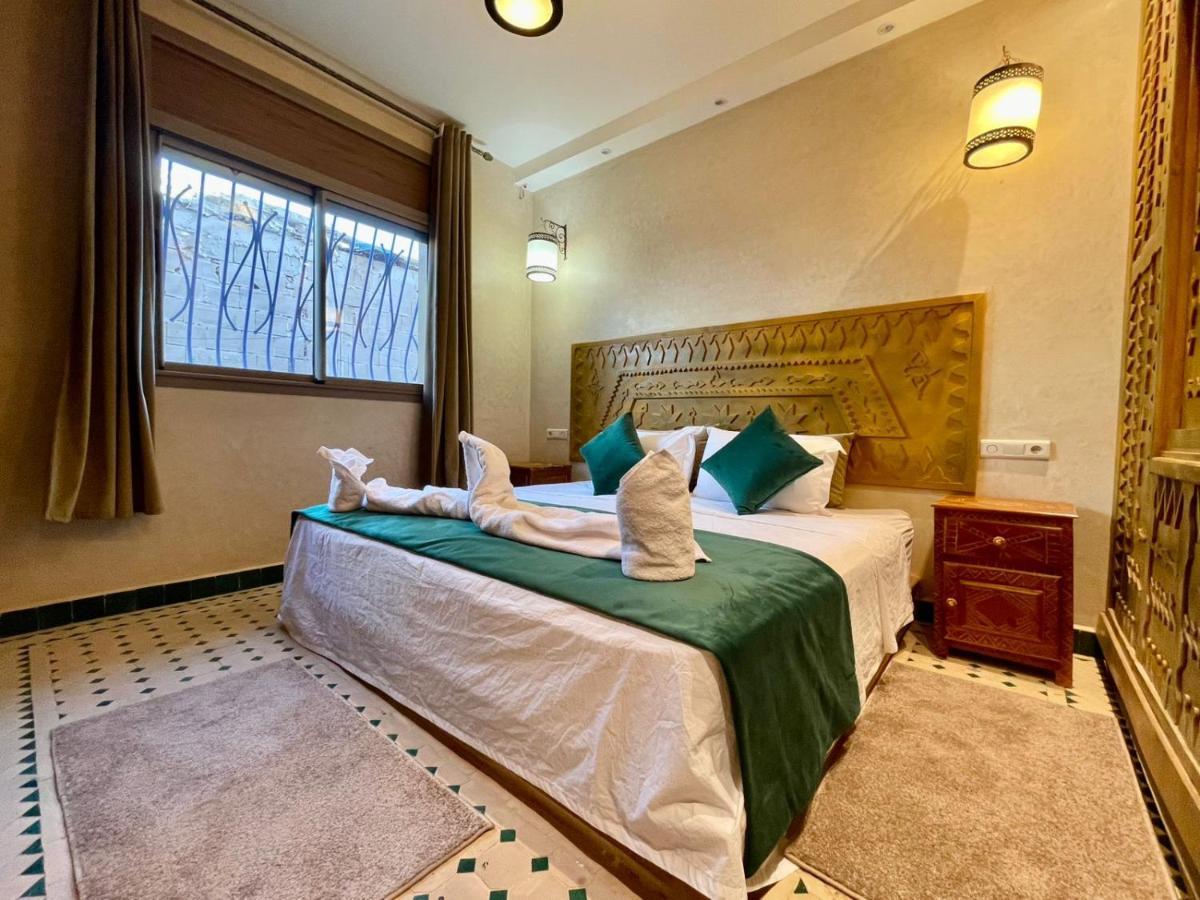 Hotel Apartments Lexpert " Riad The Family" 메르주가 외부 사진
